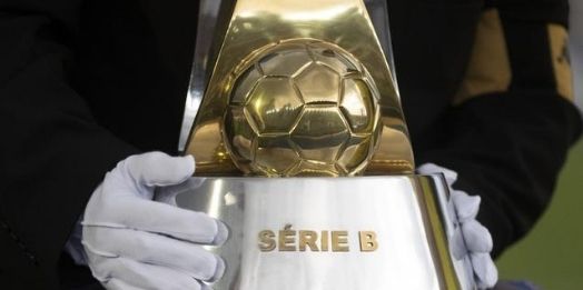 Náutico encara o Botafogo-SP com mudanças no time