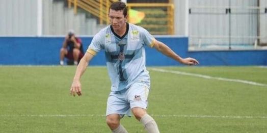 Santa Cruz contrata lateral-esquerdo Perí