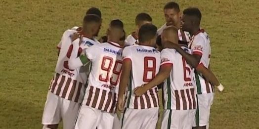 Em confronto direto no G4, Salgueiro joga com Floresta