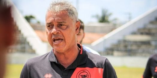 Carlos Alberto celebra início 'inusitado' do Íbis na Série A2