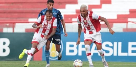 Náutico leva gol no fim e deixa vitória escapar contra o Cruzeiro