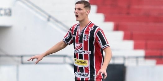 Léo Gaúcho brilha, Santa goleia Cabense e vai à semi do PE Sub-20