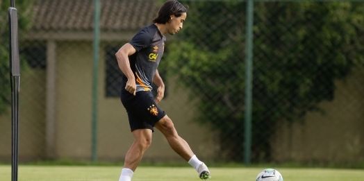 Ricardinho mostra confiança em vitória contra São Paulo