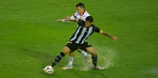 Náutico é vencido pelo Figueirense e cai uma posição no Z4