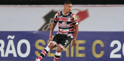 Sem Bileu, André se coloca à disposição diante do Vila Nova