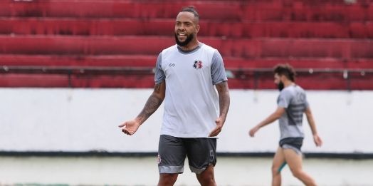 Paulinho eleva jogo contra o Brusque: 'O mais importante do ano'