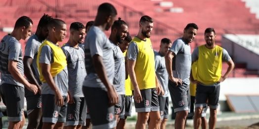 Visando o Itabaiana, Santa se reapresenta nesta quarta, no Arruda