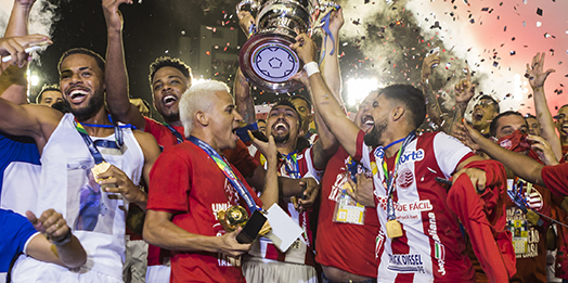 FPF divulga fotos da final do Pernambucano