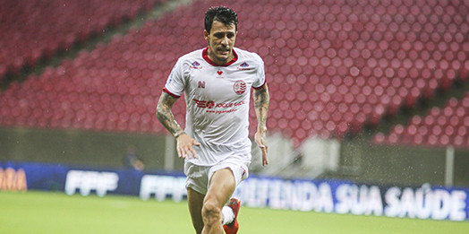 Náutico e Guarani se enfrentam no Brinco de Ouro