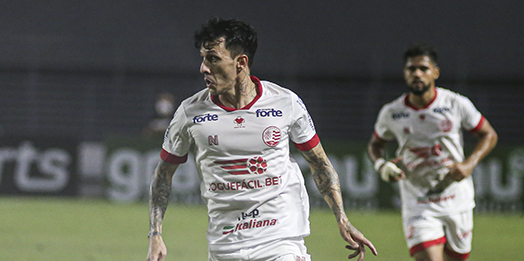 Náutico busca sexta vitória na Série B diante do Operário