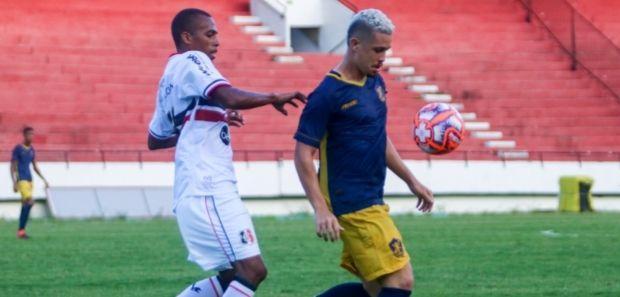 Retrô vence o Santa Cruz e avança para a final do Sub-20