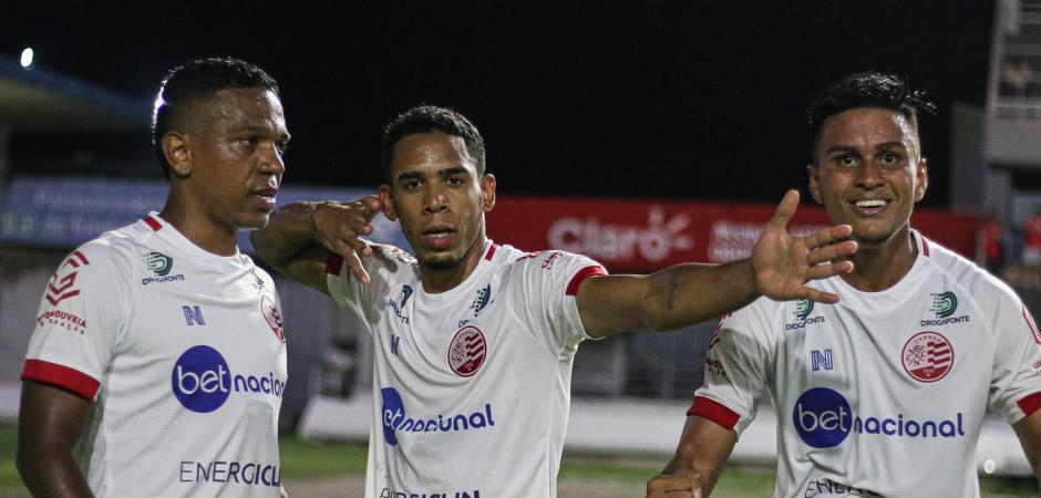 De virada, Náutico vence o CRB no Rei Pelé pela Série B