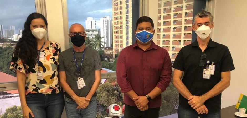 Representantes do IBGE visitam FPF para firmar parcerias