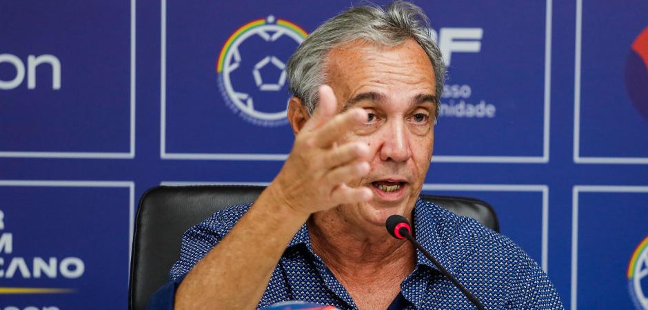 Evandro Carvalho representa CBF em reunião no congresso