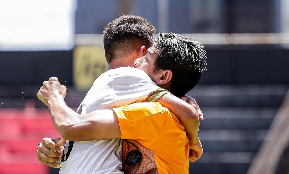 Náutico, Sport, Retrô e Revela Craques avançam no Pernambucano Su