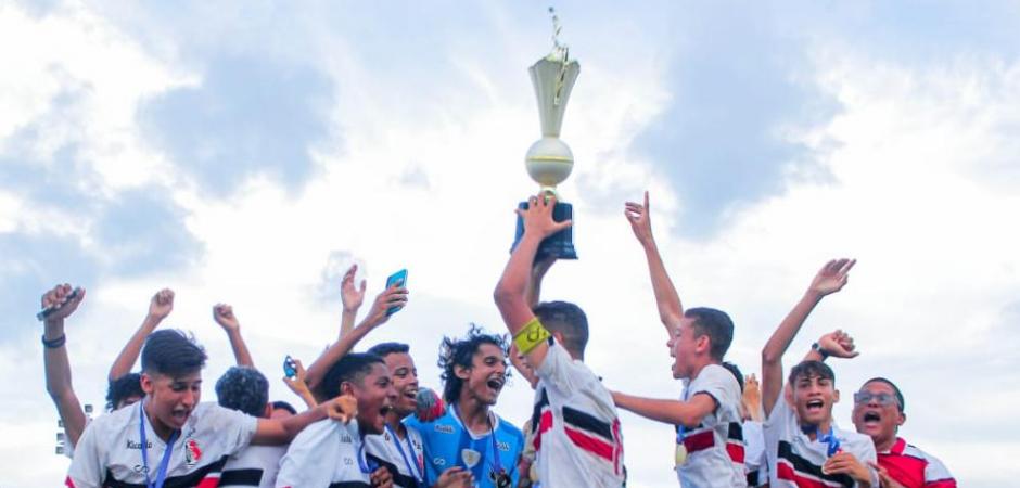 Representantes de clubes organizam torneio de base com a FPF