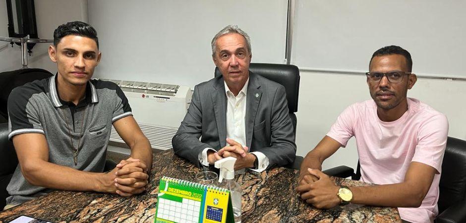 Evandro Carvalho se reúne com Ligas de Cachoeirinha e Ibimirim 