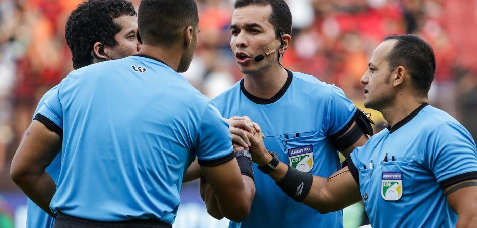 Audiência pública define arbitragem dos jogos de quarta e quinta