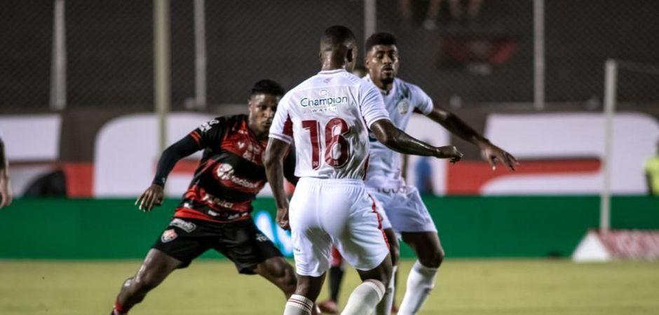 De virada, Náutico bate Vitória em Salvador