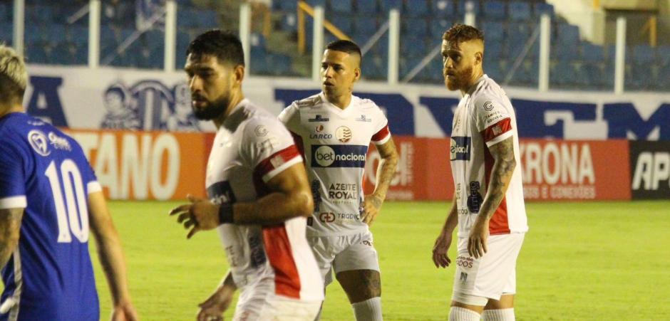 Náutico empata contra o Confiança em Sergipe