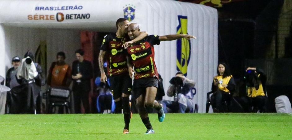 Sport vence Ceará por 2 a 0