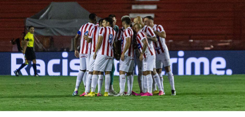 Náutico domina o Ceará, mas fica no empate pela Copa do Nordeste