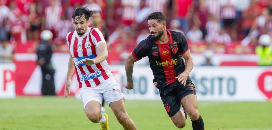 Náutico vence o Clássico dos Clássicos nos Aflitos